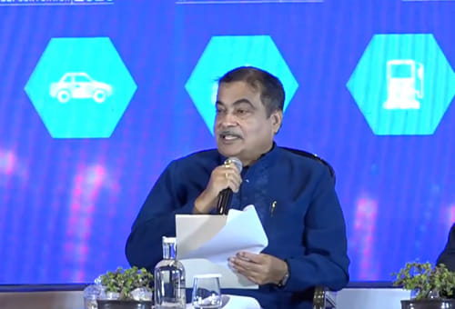 Govt Plans Free 7-Day Hospital Treatment for Road Accident Victims: Gadkari