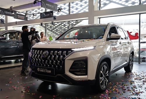 JSW MG Motor India Launches Hector Facelift at ₹11.99 Lakh