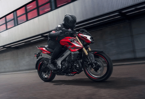 Bajaj Pulsar Hattrick Offer Returns with Year-End Benefits